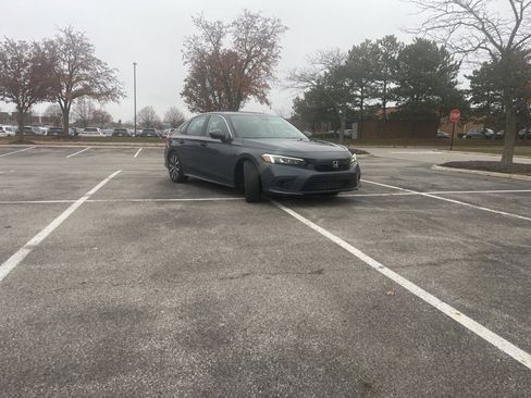 Certified 2023 Honda Civic EX image 17