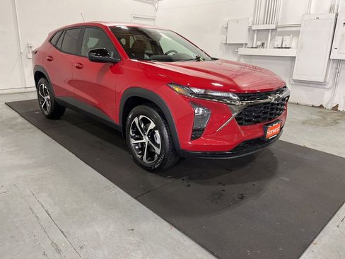 New 2026 Chevrolet Trax RS w/ Driver Confidence Package image 1