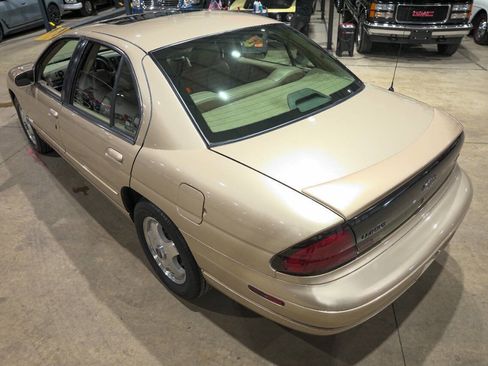 Used 1999 Chevrolet Lumina LTZ w/ Preferred Equipment Group image 16