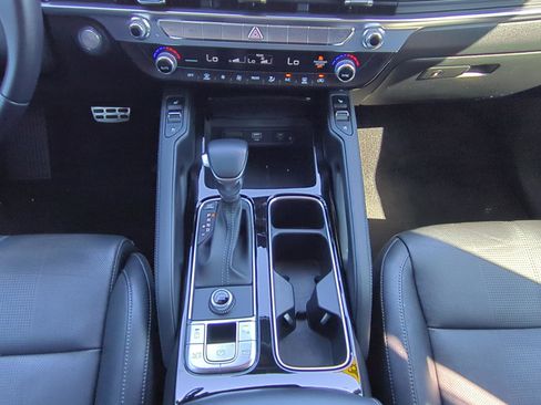 Used 2023 Kia Telluride SX FWD image 14