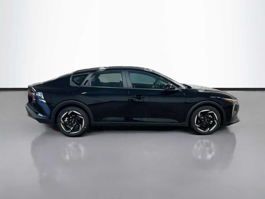 New 2026 Kia K4 EX FWD image 8