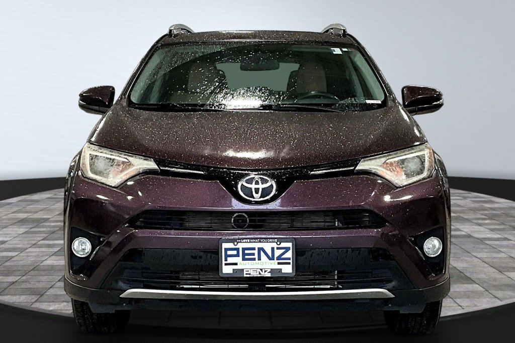 Used 2016 Toyota RAV4 XLE AWD/4WD image 2
