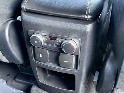 Used 2020 Ford Explorer XLT w/ Equipment Group 202A image 35