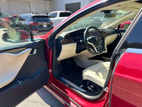 Used 2018 Tesla Model S 100D image 9