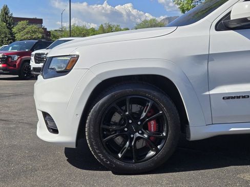 Used 2017 Jeep Grand Cherokee SRT w/ Trailer Tow Group IV AWD/4WD image 6