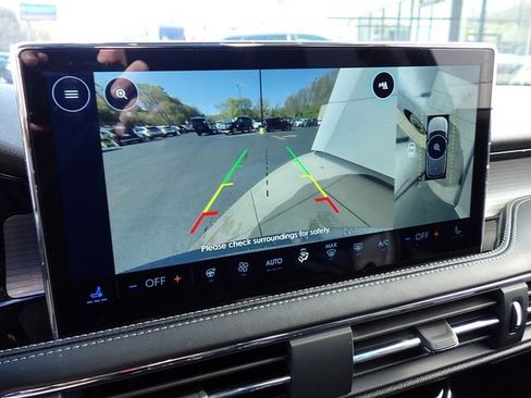 New 2026 Lincoln Corsair Premiere image 25