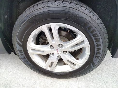 Used 2018 GMC Terrain SLE image 19