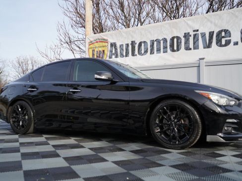 Used 2015 INFINITI Q50 2.0t w/ Moonroof Package image 3