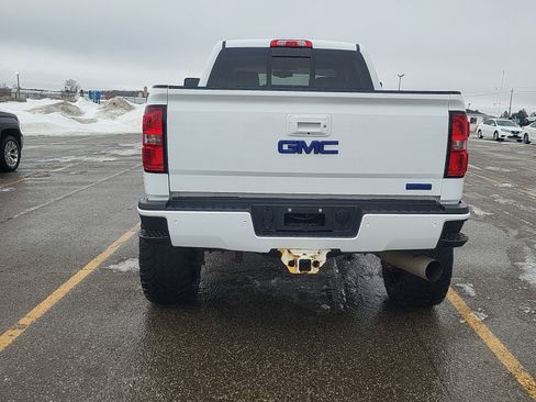 Used 2019 GMC Sierra 2500 SLT image 8