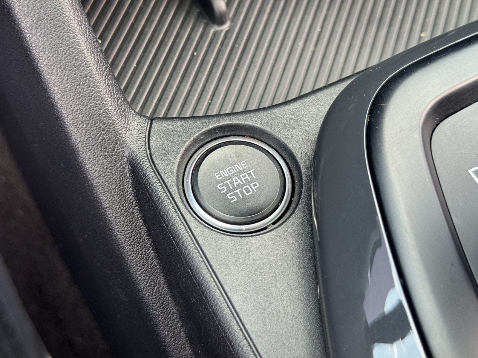 Used 2025 Kia K4 EX FWD image 25