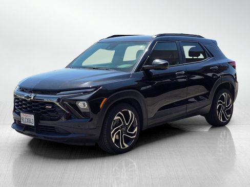 Used 2024 Chevrolet TrailBlazer RS FWD image 3