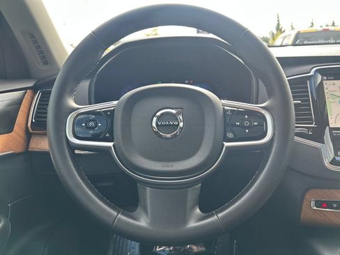 Used 2024 Volvo XC90 T8 Plus w/ Protection Package Premier AWD/4WD image 20