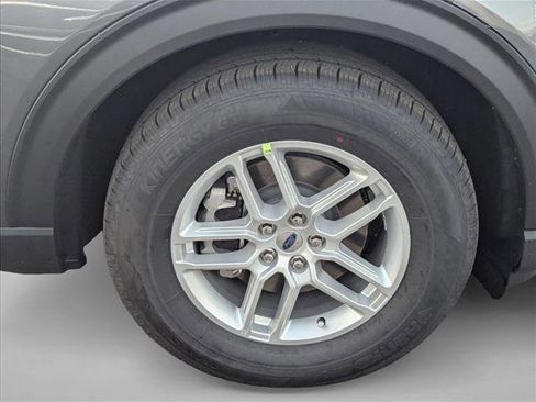 New 2026 Ford Explorer Active w/ Active Comfort Package image 9
