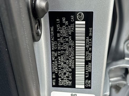 Certified 2024 Lexus ES 350 w/ Premium Package image 32