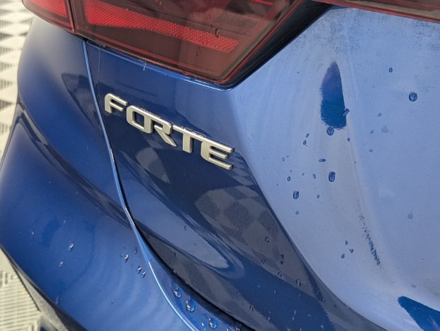Certified 2023 Kia Forte LXS FWD image 9