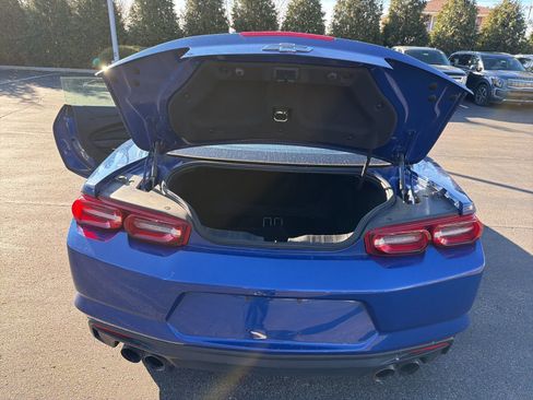 Used 2020 Chevrolet Camaro LT image 22