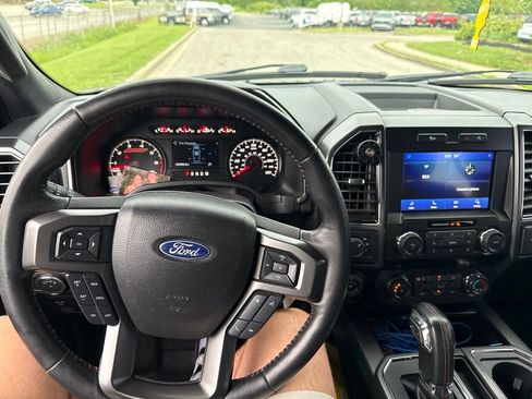 Used 2019 Ford F150 XLT w/ Equipment Group 302A Luxury AWD/4WD image 7