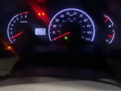 Used 2014 Toyota Sienna LE image 5