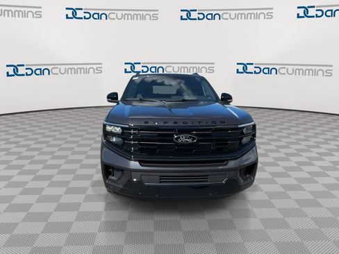 New 2026 Ford Expedition Max Platinum AWD/4WD image 3