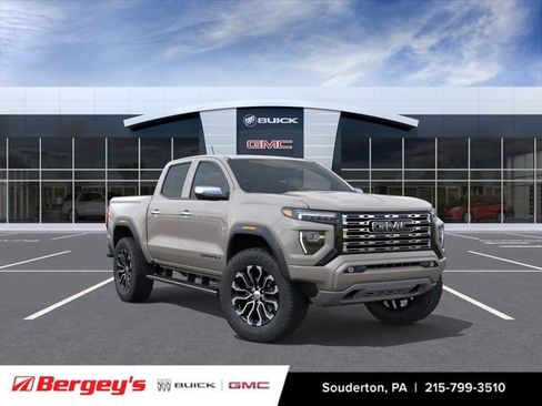 New 2026 GMC Canyon Denali w/ LPO, Black Badging Package AWD/4WD image 2