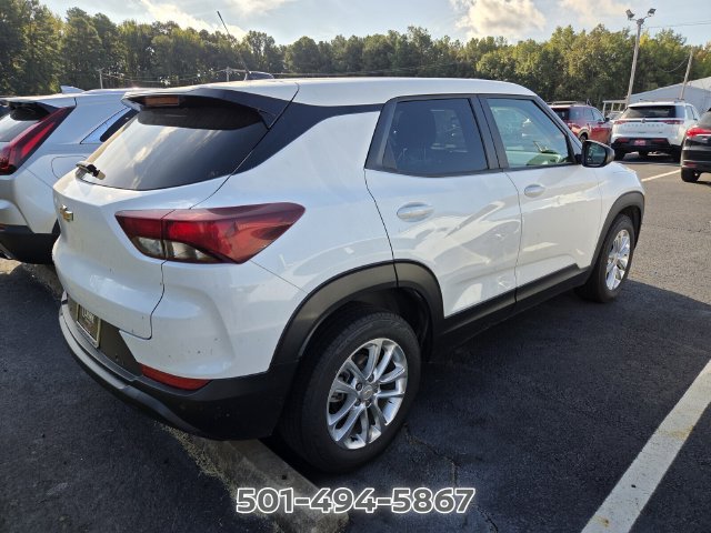Used 2025 Chevrolet TrailBlazer LS w/ LS Convenience Package FWD image 4