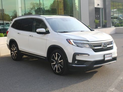 Used 2020 Honda Pilot Touring image 10