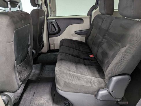 Used 2017 Dodge Grand Caravan SE w/ Power Window Group image 19