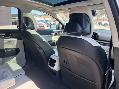 New 2026 Kia Sportage EX w/ EX Panorama Roof Package image 15