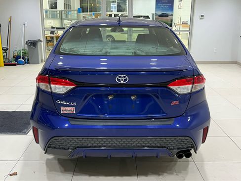 Used 2020 Toyota Corolla SE w/ SE Premium Package image 5