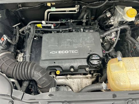 Used 2017 Chevrolet Trax LT w/ LPO, Protection Package image 24