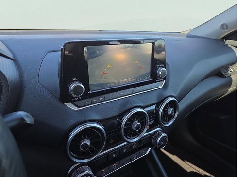 Used 2021 Nissan Sentra S image 16