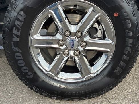 Used 2025 Ford F150 XLT w/ Equipment Group 301A Standard image 11