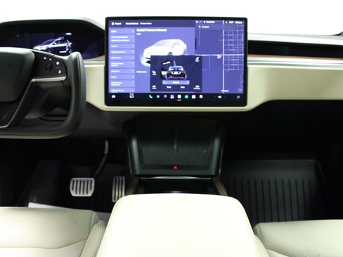 Used 2023 Tesla Model X AWD/4WD image 21