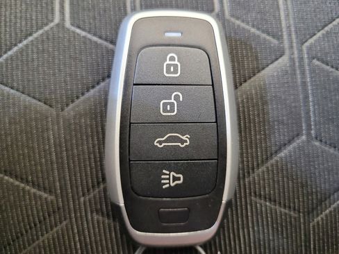 Used 2020 Mitsubishi Outlander Sport SE AWD/4WD image 32