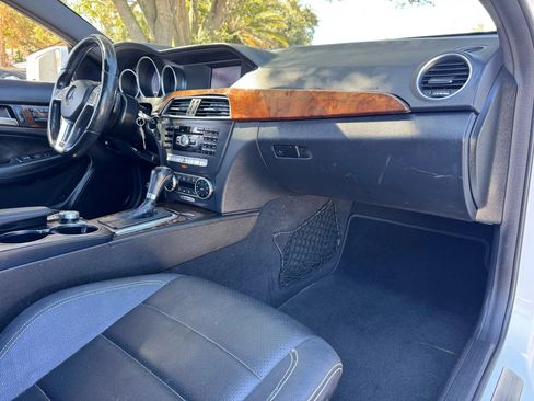 Used 2014 Mercedes-Benz C 350 4MATIC Coupe image 10