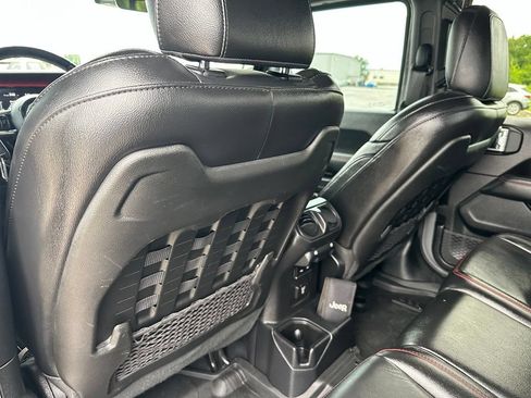 Used 2020 Jeep Gladiator Rubicon w/ Dual Top Group AWD/4WD image 32