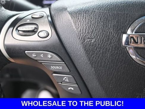 Used 2014 Nissan Pathfinder SV FWD image 15