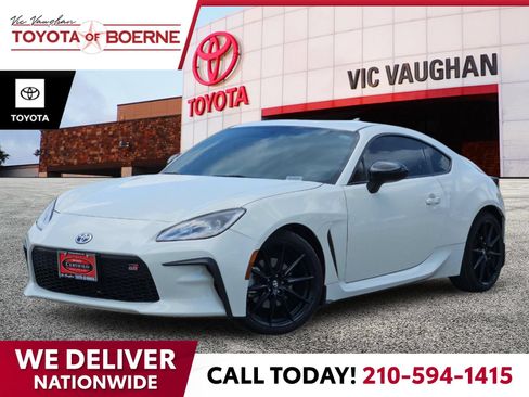 Used 2023 Toyota GR86 Premium RWD image 1