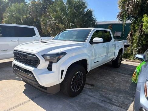 Certified 2026 Toyota Tacoma TRD Sport AWD/4WD image 1