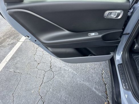 New 2025 Hyundai Ioniq 6 SE image 21