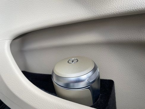 Used 2015 Mercedes-Benz S 550 4MATIC Sedan image 23