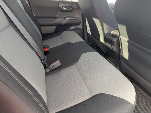 Used 2023 Toyota Tacoma TRD Off-Road image 14