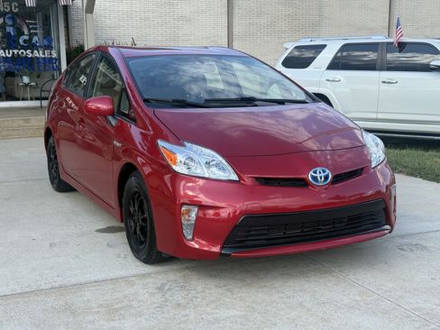 Used 2013 Toyota Prius Four FWD image 3