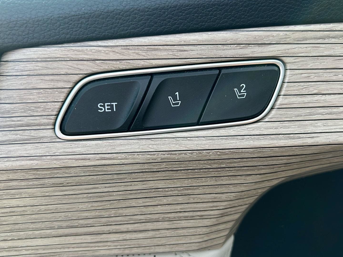 Used 2022 Hyundai Palisade Calligraphy AWD/4WD image 14