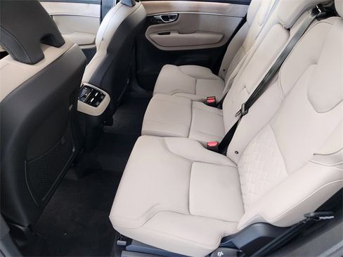 New 2026 Volvo XC90 B6 Plus image 29