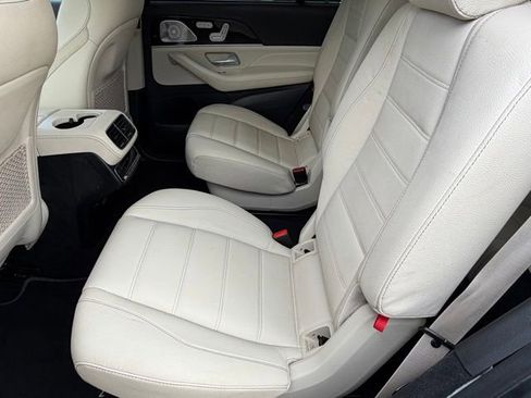 Used 2022 Mercedes-Benz GLS 450 4MATIC image 14