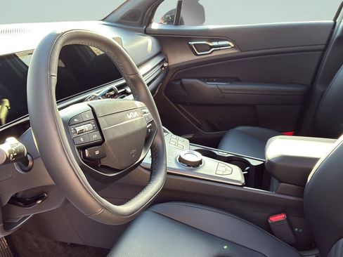 New 2026 Kia Sportage X-Line AWD/4WD image 17