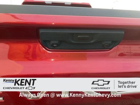 Used 2024 Chevrolet Silverado 1500 LT w/ Convenience Package II image 9