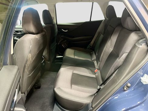 Used 2025 Subaru Outback Premium image 23