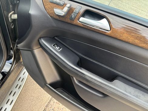 Used 2017 Mercedes-Benz GLS 450 GLS 450 Sport Utility 4D image 25